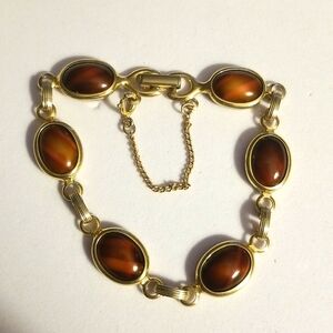 Sarah Cov Mid Century Agate Cabochons Golden Bracelet W Dafety Chain